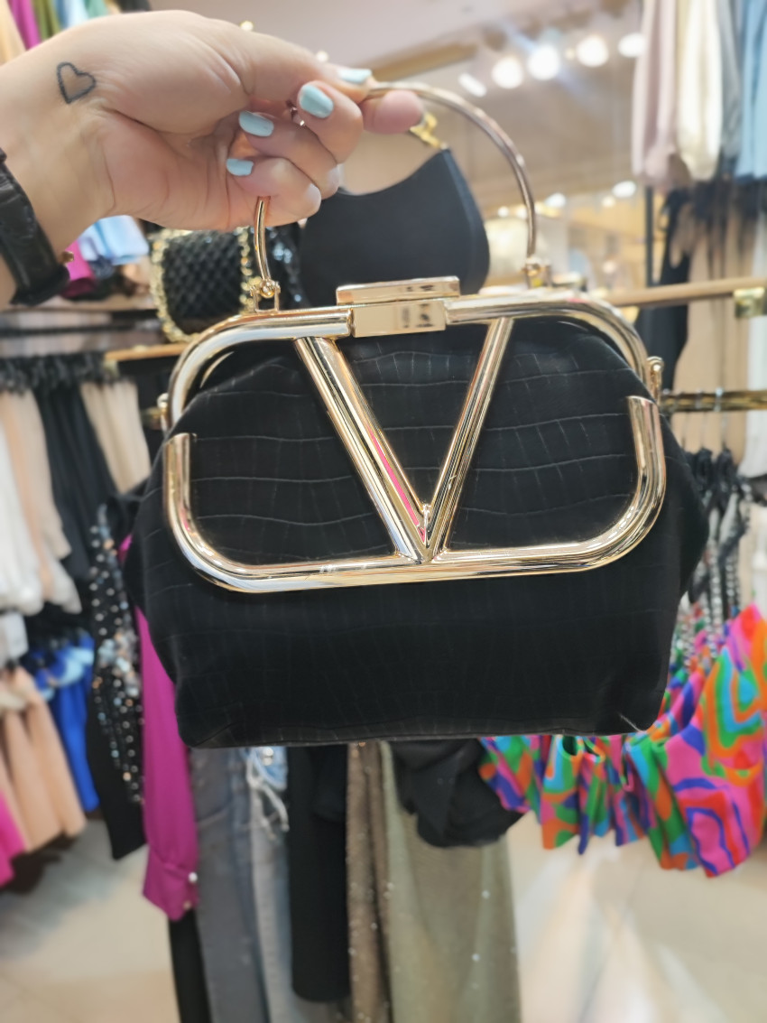 20240803_161903_1562339518