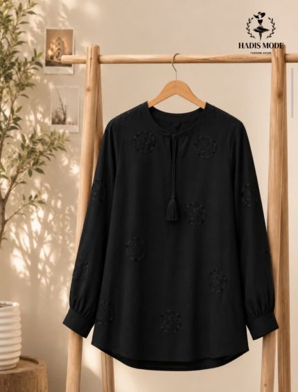 نمای رو به روی شومیز نخب طرح گوچی